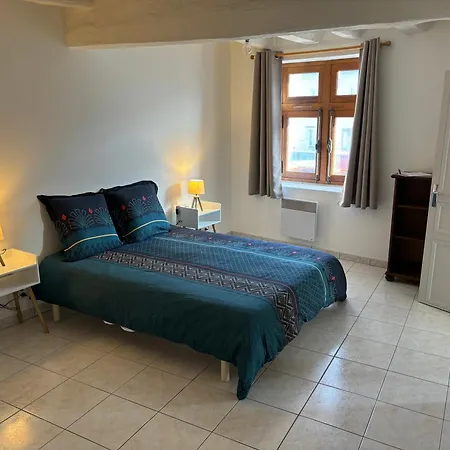 Appartement Apparemment Brissac-Quince